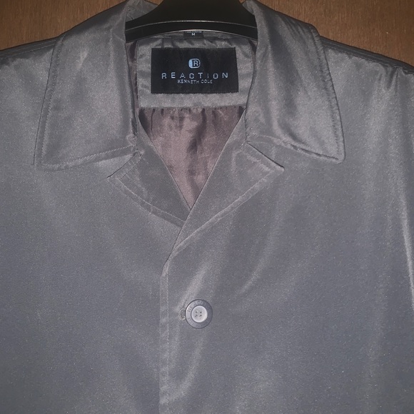 KENNETH COLE RAIN JACKET - Picture 4 of 6